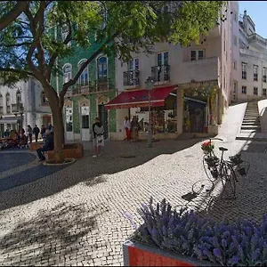 https://townhouse-w-beautiful-terrace-360-degrees-views.hotelaalgarve.com