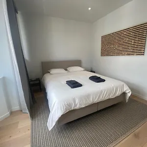 Cosy Bruselas